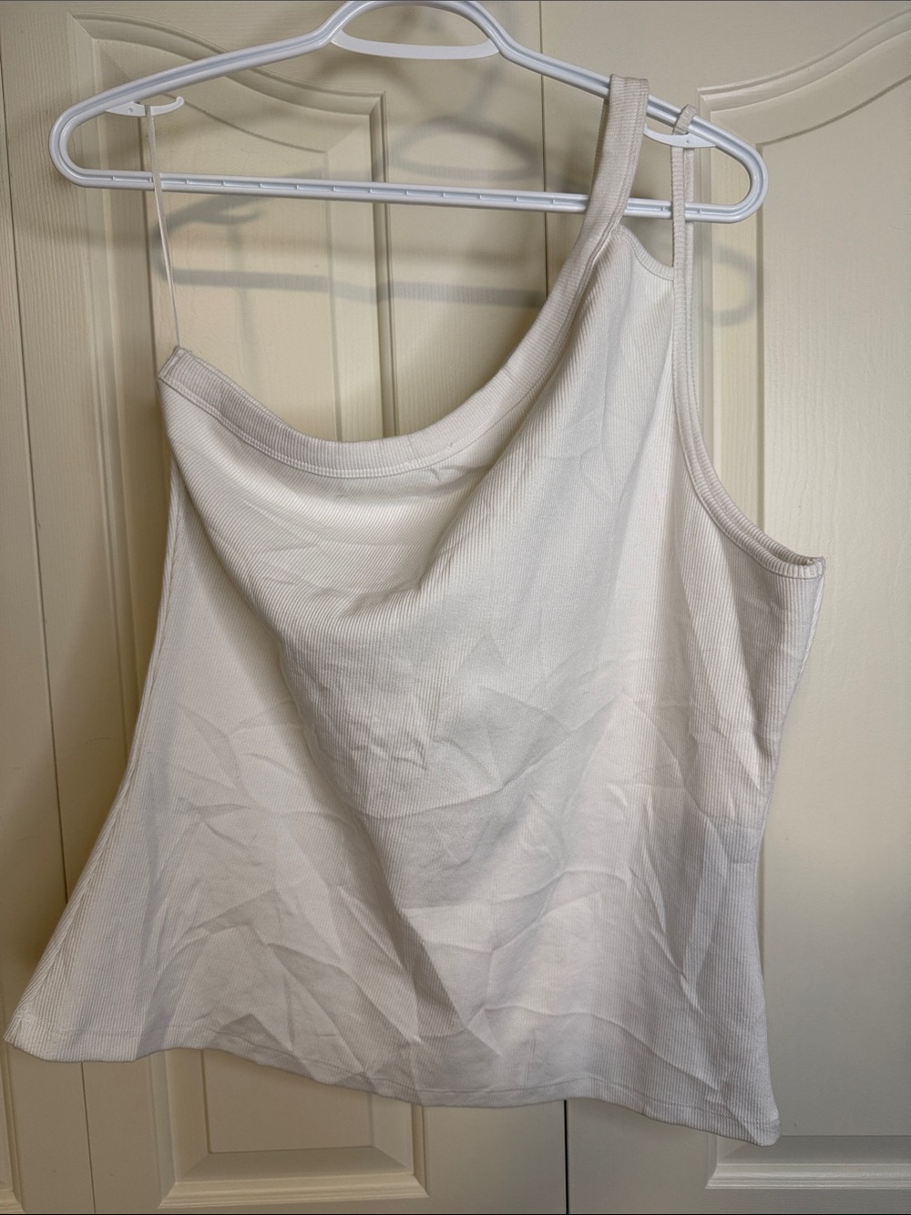 NWT Kismet One Shoulder Tank Top